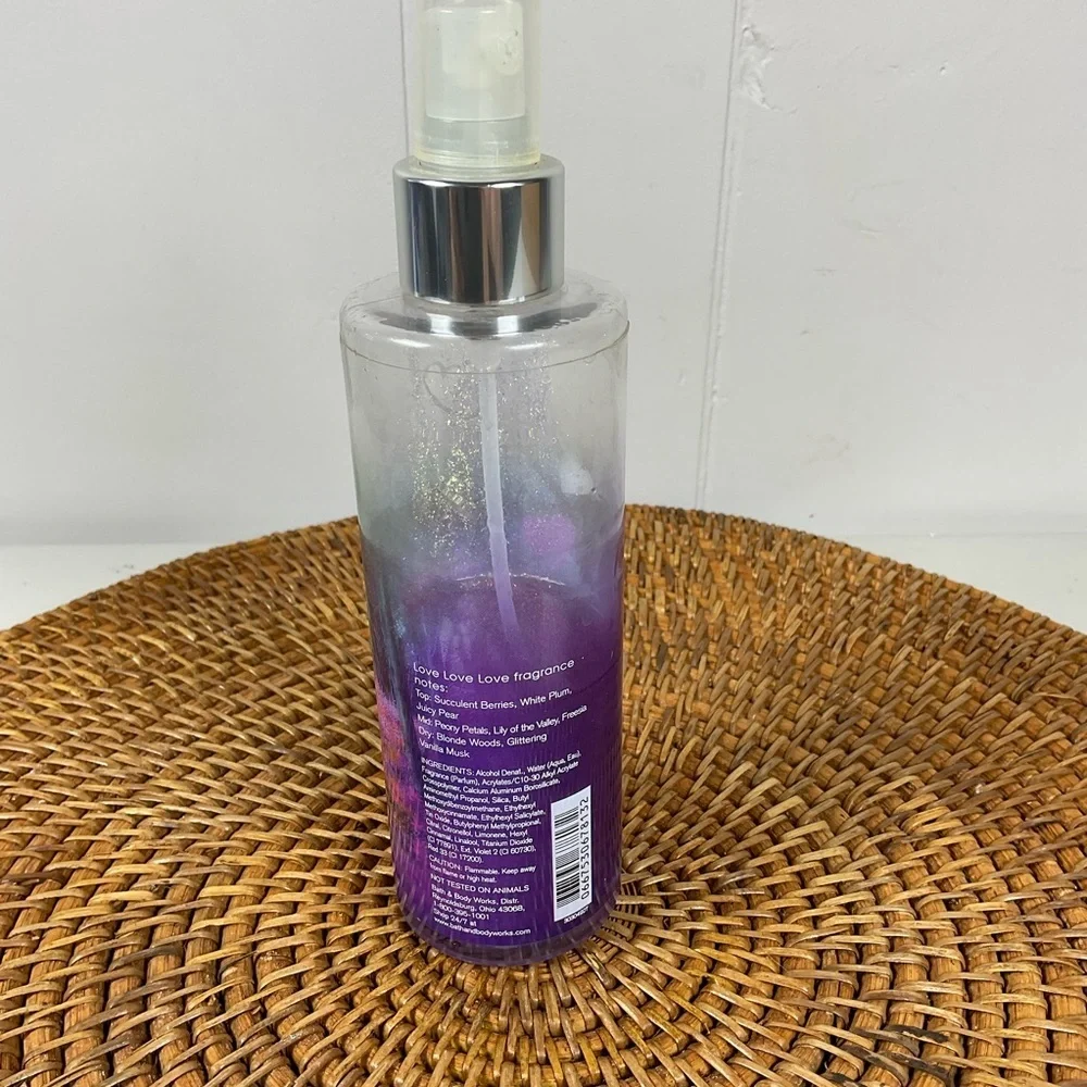 Bath & And Body Works Secret Wonderland 8 Fl Oz  30% Full